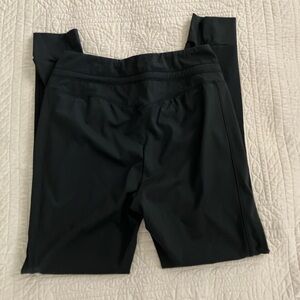 HALARA Black Jogger Leggings Sleek Form-Fitting Design